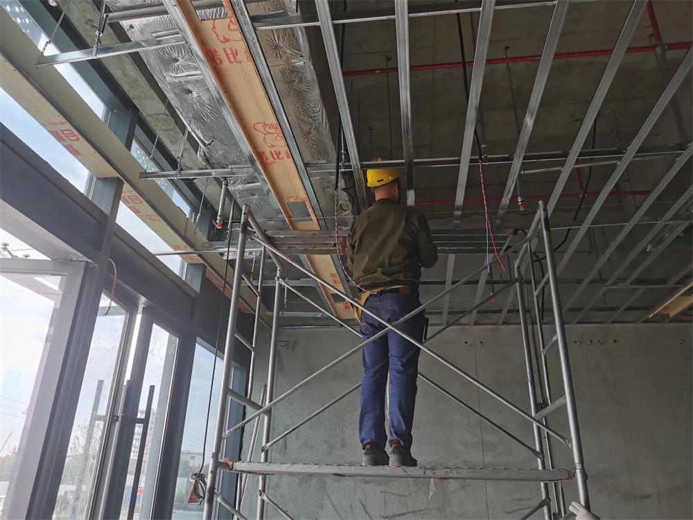 房地產(chǎn)公司“國慶” 堅(jiān)守2